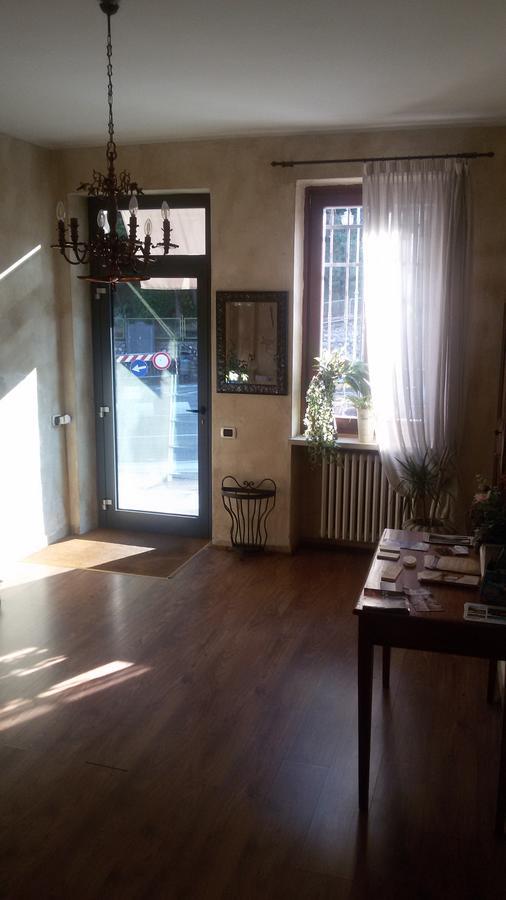 Bed and Breakfast La Rocchetta Валеджо-суль-Мінчо Екстер'єр фото