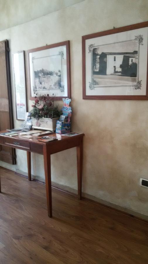 Bed and Breakfast La Rocchetta Валеджо-суль-Мінчо Екстер'єр фото
