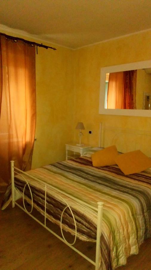 Bed and Breakfast La Rocchetta Валеджо-суль-Мінчо Екстер'єр фото